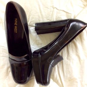 Nine West black pumps New!